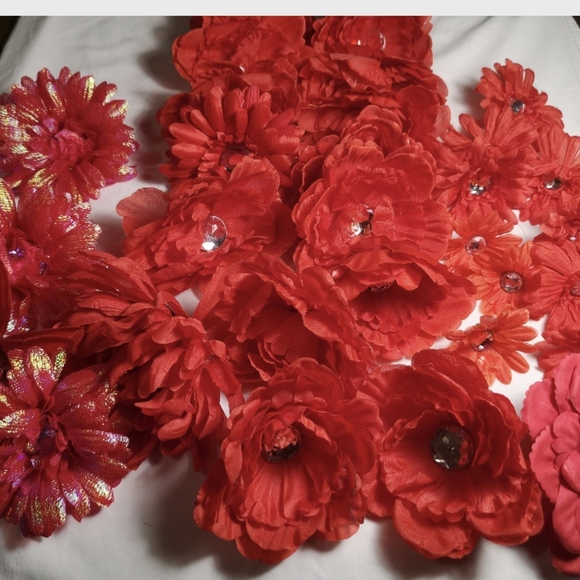 Craft Flowers, Bundles, 10 Different Lots Available - Picture 5 of 11